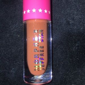 Morphe x Jeffree Star Velour lip in Leo